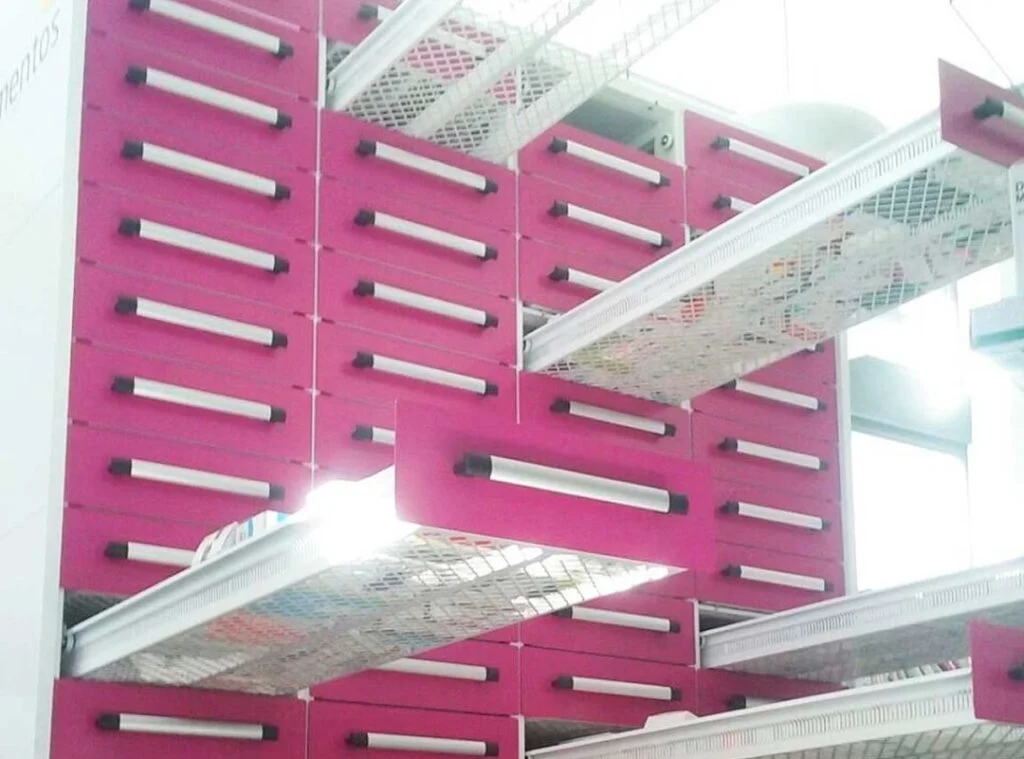 Armarios medicamentos farmacia rosa 1